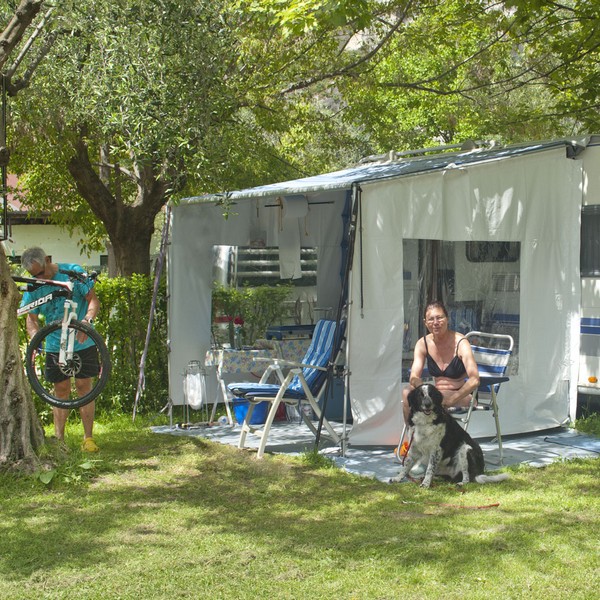 Camping und Mobilheime Maroadi in Torbole sul Garda - Stellplätze